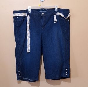Gloria Vanderbilt Belted Denim Skimmer Shorts